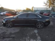 ✅ 2016 Lincoln MKZ • VIN: 3LN6L2J90GR633985 • Lot: 43474255. Wystawiony na IAAI z przebiegiem 96 443 mil. Bezpłatny archiwum sprzedaży aukcyjnych z USA i szczegółowy raport historii pojazdu na DreamBid. Zdjęcie 15.