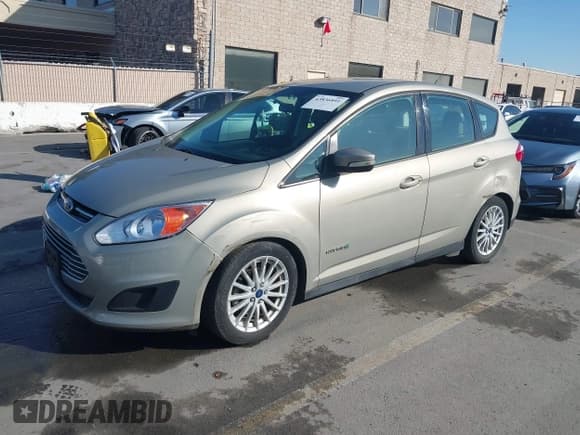 ✅ 2015 Ford C-Max SE • VIN: 1FADP5AU4FL109697 • Лот: 43836891. Опубликован ранее на IAAI с пробегом 102 888 миль. Бесплатный доступ к архиву аукционных продаж из США и подробный отчёт об истории автомобиля на DreamBid. Изображение 18.