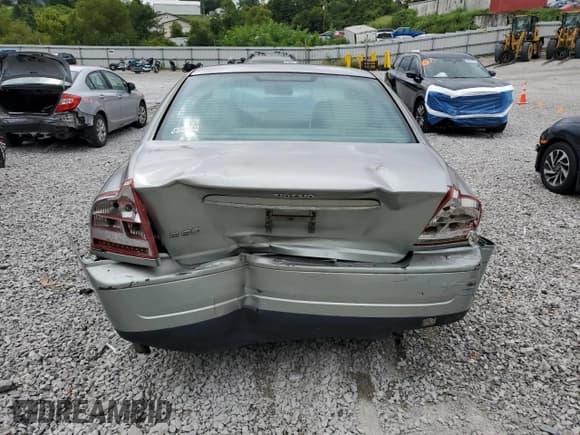 ✅ 2004 Volvo S80 • VIN: YV1TS92D941340821 • Lot: 70100475. Wystawiony na Copart z przebiegiem Nie podano. Bezpłatny archiwum sprzedaży aukcyjnych z USA i szczegółowy raport historii pojazdu na DreamBid. Zdjęcie 6.
