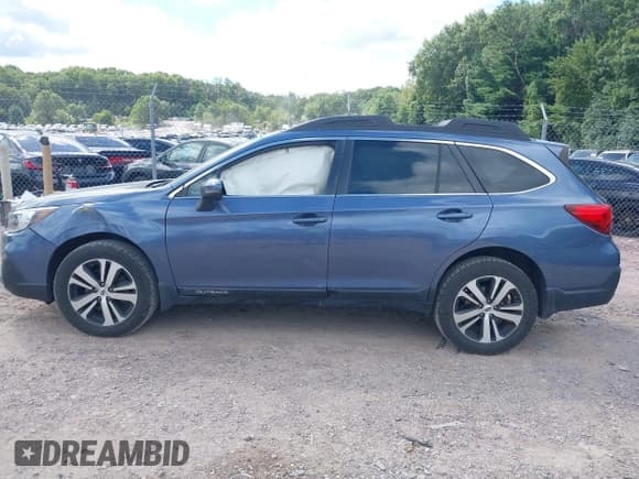 ✅ 2018 Subaru Outback Limited • VIN: 4S4BSANC0J3337453 • Лот: 43056140. Опубликован ранее на IAAI с пробегом 124 175 миль. Бесплатный доступ к архиву аукционных продаж из США и подробный отчёт об истории автомобиля на DreamBid. Изображение 14.