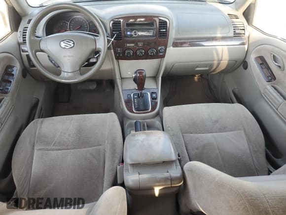 ✅ 2005 Suzuki XL7 LX • VIN: JS3TX92VX54105832 • Lot: 68184515. Listed on Copart with 178,719 mi. Free auction sales archive from the USA and detailed vehicle history report at DreamBid. Image 8.