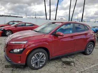 ✅ 2023 Hyundai Kona SE • VIN: KM8K23AG9PU184787 • Лот: 43949064. Опубликован ранее на Copart с пробегом 5 626 миль. Бесплатный доступ к архиву аукционных продаж из США и подробный отчёт об истории автомобиля на DreamBid. Изображение 1.