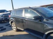 ✅ 2013 Toyota RAV4 XLE • VIN: 2T3WFREV8DW004851 • Lot: 43345205. Wystawiony na IAAI z przebiegiem 105 305 mil. Bezpłatny archiwum sprzedaży aukcyjnych z USA i szczegółowy raport historii pojazdu na DreamBid. Zdjęcie 13.