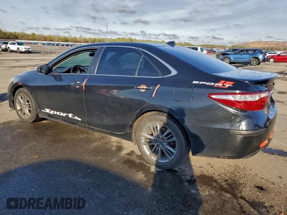 ✅ 2017 Toyota Camry SE • VIN: 4T1BF1FK8HU352863 • Lot: 95339145. Listed on Copart with 235,549 mi. Free auction sales archive from the USA and detailed vehicle history report at DreamBid. Image 2.