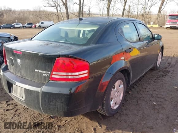 ✅ 2010 Dodge Avenger SXT • VIN: 1B3CC4FB3AN221862 • Lot: 41486431. Listed on IAAI with 107,859 mi. Free auction sales archive from the USA and detailed vehicle history report at DreamBid. Image 4.