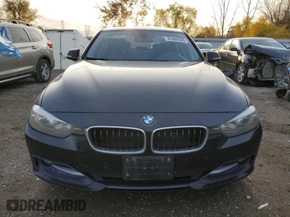 ✅ 2014 BMW 3 Series 320i xDrive • VIN: WBA3C3C50EF985544 • Lot: 91004335. Listed on Copart with 135,876 mi. Free auction sales archive from the USA and detailed vehicle history report at DreamBid. Image 5.