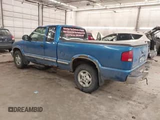 ✅ 2000 Chevrolet S-10 LS • VIN: 1GCDT19W2YK202876 • Лот: 41447081. Опубликован ранее на IAAI с пробегом 222 016 миль. Бесплатный доступ к архиву аукционных продаж из США и подробный отчёт об истории автомобиля на DreamBid. Изображение 3.