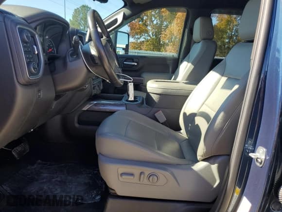 ✅ 2020 Chevrolet Silverado 2500HD LTZ • VIN: 1GC1YPEY5LF347958 • Лот: 91652475. Опубликован ранее на Copart с пробегом 123 244 миль. Бесплатный доступ к архиву аукционных продаж из США и подробный отчёт об истории автомобиля на DreamBid. Изображение 7.