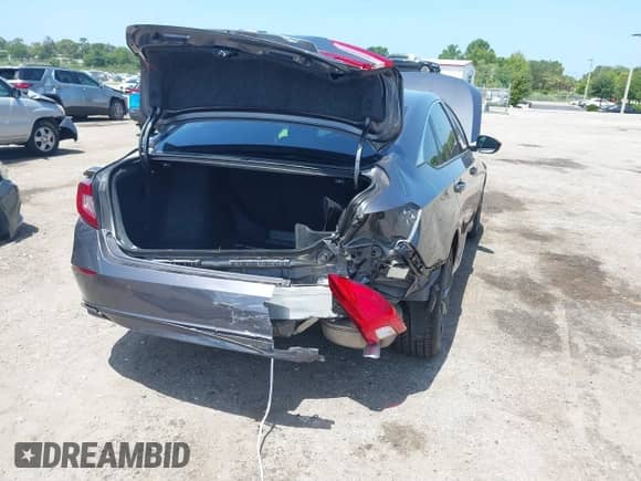 2022 Honda Accord EX-L with VIN 1HGCV1F51NA071654, listed as a IAAI auction lot 42437565 with 18,779 mi miles and . Bid and sale history available at DreamBid. Image 6.