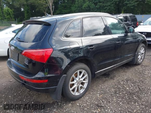 ✅ 2012 Audi Q5 Premium • VIN: WA1CFAFP1CA068824 • Lot: 42631023. Listed on IAAI with 128,155 mi. Free auction sales archive from the USA and detailed vehicle history report at DreamBid. Image 4.