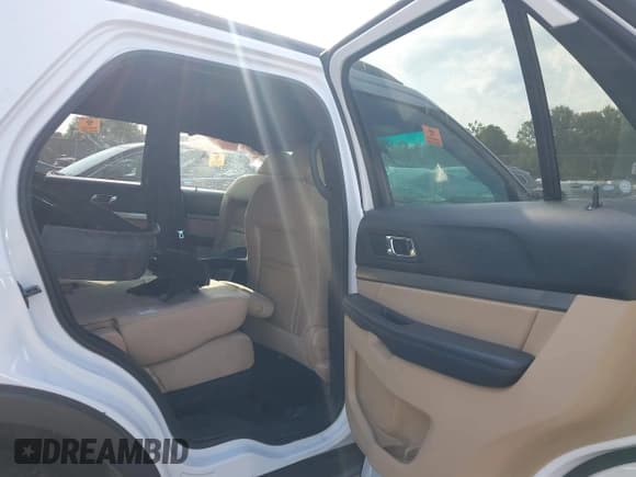 ✅ 2017 Ford Explorer • VIN: 1FM5K8BH6HGA06028 • Лот: 43272011. Опубликован ранее на IAAI с пробегом 103 308 миль. Бесплатный доступ к архиву аукционных продаж из США и подробный отчёт об истории автомобиля на DreamBid. Изображение 8.