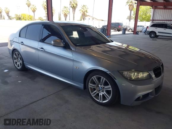 ✅ 2009 BMW 3 Series 328i • VIN: WBAPH53509A448884 • Лот: 42161459. Опубликован ранее на IAAI с пробегом 123 141 миль. Бесплатный доступ к архиву аукционных продаж из США и подробный отчёт об истории автомобиля на DreamBid. Изображение 1.