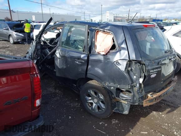 2014 Subaru Forester 2.5i with VIN JF2SJAACXEH413526, listed as a IAAI auction lot 43518240 with 173,866 mi miles and . Bid and sale history available at DreamBid. Image 3.