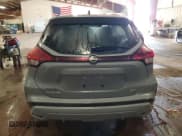 ✅ 2022 Nissan Kicks SR • VIN: 3N1CP5DV1NL473477 • Лот: 70994875. Опубликован ранее на Copart с пробегом Не указан. Бесплатный доступ к архиву аукционных продаж из США и подробный отчёт об истории автомобиля на DreamBid. Изображение 6.