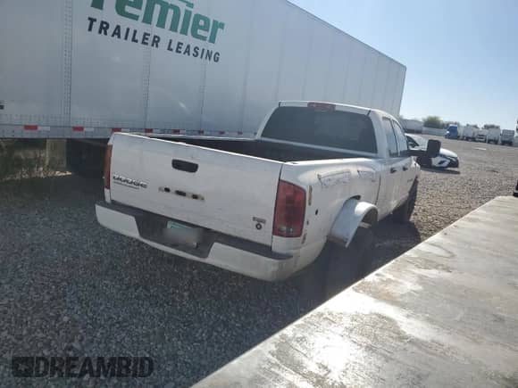 2003 Dodge 3500 ST z VIN 3D7MA48C63G797171, wystawiony jako Copart lot #81827644 z przebiegiem Nie podano mil oraz Szkoda całkowita • Salvage title. Historia ofert i sprzedaży dostępna na DreamBid. Obrazek 3.