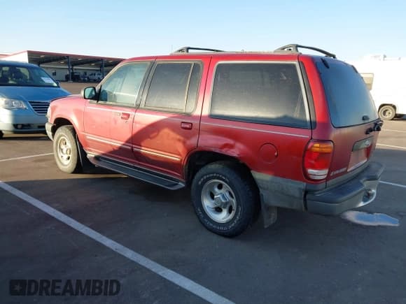 ✅ 2001 Ford Explorer XLT • VIN: 1FMZU73E61ZA81168 • Lot: 41454639. Listed on IAAI with 214,828 mi. Free auction sales archive from the USA and detailed vehicle history report at DreamBid. Image 3.