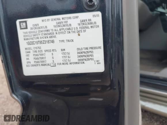 ✅ 2005 Chevrolet Silverado 1500 LS • VIN: 1GCEC19T95Z318749 • Lot: 42438829. Wystawiony na IAAI z przebiegiem 214 444 mil mil. Skorzystaj z bezpłatnego archiwum sprzedaży aukcyjnych z USA i zobacz szczegółowy raport historii pojazdu na DreamBid. Zdjęcie 9.