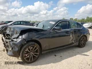 2022 BMW 3 Series 330i z VIN 3MW5R1J06N8C27011, wystawiony jako Copart lot #80242315 z przebiegiem Nie podano mil oraz Szkoda całkowita • Salvage title. Historia ofert i sprzedaży dostępna na DreamBid. Obrazek 1.