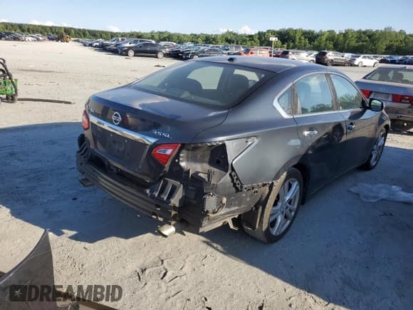 ✅ 2016 Nissan Altima SL • VIN: 1N4BL3AP9GC128586 • Lot: 58235605. Listed on Copart with 186,925 mi. Free auction sales archive from the USA and detailed vehicle history report at DreamBid. Image 3.