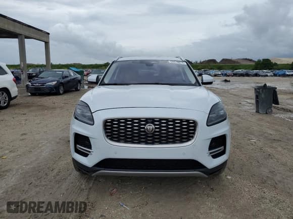 ✅ 2021 Jaguar E-Pace SE • VIN: SADFP2FX2M1024732 • Lot: 55578074. Wystawiony na Copart z przebiegiem 10 329 mil. Bezpłatny archiwum sprzedaży aukcyjnych z USA i szczegółowy raport historii pojazdu na DreamBid. Zdjęcie 5.