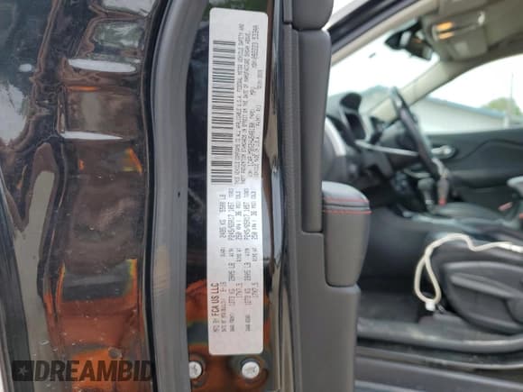 ✅ 2017 Jeep Cherokee Trailhawk • VIN: 1C4PJMBS2HW546180 • Lot: 55274225. Listed on Copart with 116,351 mi. Free auction sales archive from the USA and detailed vehicle history report at DreamBid. Image 12.