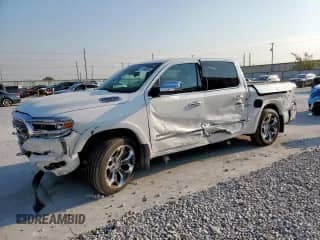 2020 Ram 1500 Limited with VIN 1C6SRFHTXLN191019, listed as a Copart auction lot 81400315 with 42,245 mi miles and Salvage title. Bid and sale history available at DreamBid. Image 1.