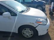 ✅ 2010 Nissan Versa SL • VIN: 3N1BC1CP6AL455845 • Лот: 42952978. Опубликован ранее на IAAI с пробегом 146 595 миль. Бесплатный доступ к архиву аукционных продаж из США и подробный отчёт об истории автомобиля на DreamBid. Изображение 15.