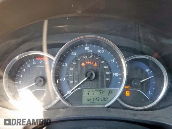 ✅ 2014 Toyota Corolla L • VIN: 2T1BURHE3EC206668 • Lot: 91156825. Listed on Copart with 143,190 mi. Free auction sales archive from the USA and detailed vehicle history report at DreamBid. Image 9.