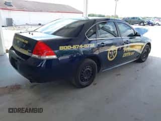 2011 Chevrolet Impala Police Police z VIN 2G1WD5EM5B1229913, wystawiony jako IAAI lot #42313113 z przebiegiem 144 466 mil mil oraz . Historia ofert i sprzedaży dostępna na DreamBid. Obrazek 4.