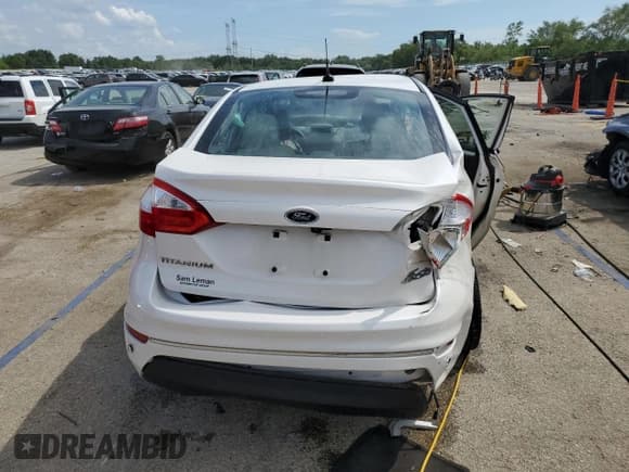✅ 2017 Ford Fiesta Titanium • VIN: 3FADP4CJ9HM139406 • Лот: 64456345. Опубликован ранее на Copart с пробегом Не указан. Бесплатный доступ к архиву аукционных продаж из США и подробный отчёт об истории автомобиля на DreamBid. Изображение 6.