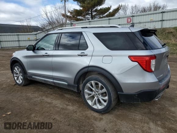 ✅ 2021 Ford Explorer Platinum • VIN: 1FM5K8HCXMGB63695 • Lot: 52802925. Wystawiony na Copart z przebiegiem 42 766 mil. Bezpłatny archiwum sprzedaży aukcyjnych z USA i szczegółowy raport historii pojazdu na DreamBid. Zdjęcie 2.