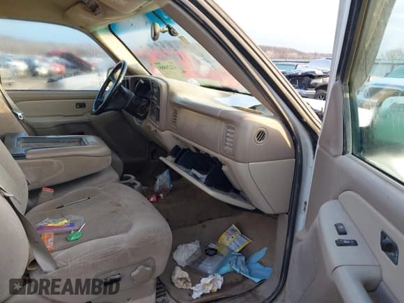 ✅ 2002 Chevrolet Suburban LS • VIN: 3GNEC16Z82G353245 • Лот: 41220885. Опубликован ранее на IAAI с пробегом Не указан. Бесплатный доступ к архиву аукционных продаж из США и подробный отчёт об истории автомобиля на DreamBid. Изображение 5.