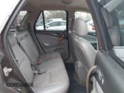 ✅ 2006 Saturn VUE • VIN: 5GZCZ63416S840854 • Lot: 41865320. Wystawiony na IAAI z przebiegiem 198 368 mil. Bezpłatny archiwum sprzedaży aukcyjnych z USA i szczegółowy raport historii pojazdu na DreamBid. Zdjęcie 8.