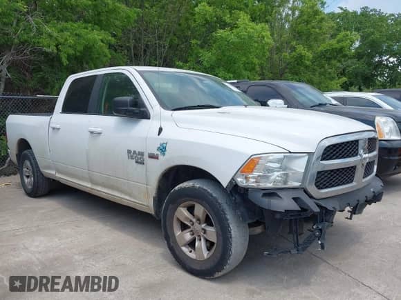 2019 Ram 1500 Big Horn z VIN 1C6RR6TT1KS593811, wystawiony jako IAAI lot #42006658 z przebiegiem 169 121 mil mil oraz . Historia ofert i sprzedaży dostępna na DreamBid. Obrazek 14.