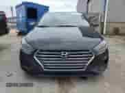 2020 Hyundai Accent SE z VIN 3KPC24A64LE126875, wystawiony jako Copart lot #46725644 z przebiegiem 66 962 mil mil oraz . Historia ofert i sprzedaży dostępna na DreamBid. Obrazek 5.