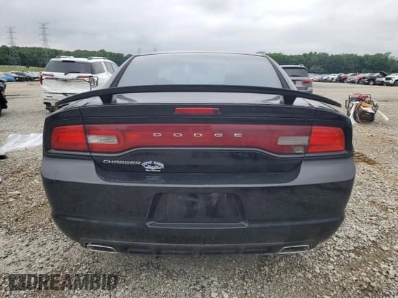 ✅ 2013 Dodge Charger SE • VIN: 2C3CDXBGXDH554432 • Lot: 58388595. Wystawiony na Copart z przebiegiem 201 435 mil. Bezpłatny archiwum sprzedaży aukcyjnych z USA i szczegółowy raport historii pojazdu na DreamBid. Zdjęcie 6.