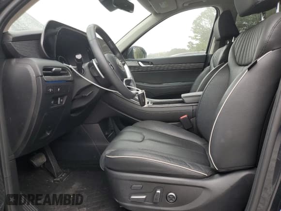 ✅ 2024 Hyundai Palisade Limited • VIN: KM8R54GE0RU715105 • Лот: 79549354. Опубликован ранее на Copart с пробегом 20 509 миль. Бесплатный доступ к архиву аукционных продаж из США и подробный отчёт об истории автомобиля на DreamBid. Изображение 7.