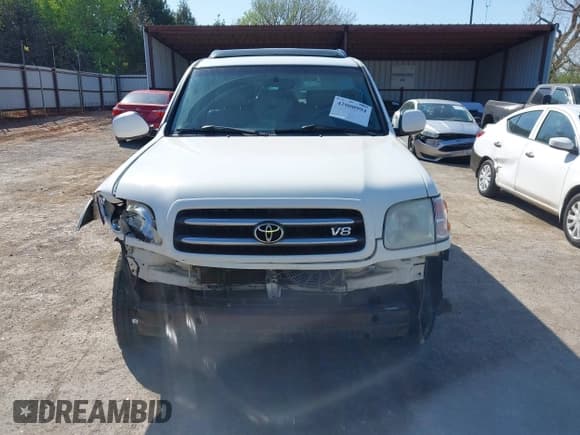 ✅ 2002 Toyota Sequoia Limited • VIN: 5TDZT38A32S089687 • Lot: 42000994. Wystawiony na IAAI z przebiegiem 253 400 mil. Bezpłatny archiwum sprzedaży aukcyjnych z USA i szczegółowy raport historii pojazdu na DreamBid. Zdjęcie 13.