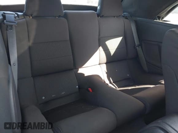 ✅ 2012 Ford Mustang V6 • VIN: 1ZVBP8EM4C5237285 • Lot: 42601890. Wystawiony na IAAI z przebiegiem 161 176 mil. Bezpłatny archiwum sprzedaży aukcyjnych z USA i szczegółowy raport historii pojazdu na DreamBid. Zdjęcie 8.