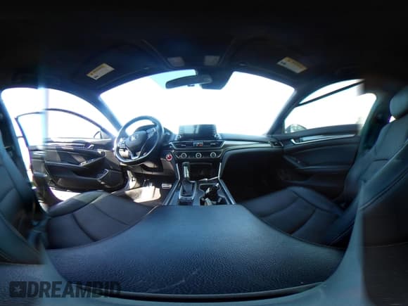 ✅ 2018 Honda Accord Sport • VIN: 1HGCV1F38JA199141 • Lot: 42683788. Wystawiony na IAAI z przebiegiem 131 732 mil. Bezpłatny archiwum sprzedaży aukcyjnych z USA i szczegółowy raport historii pojazdu na DreamBid. Zdjęcie 19.