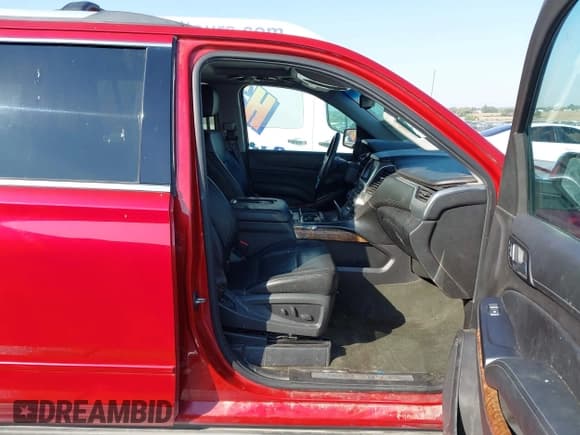 ✅ 2015 Chevrolet Suburban LTZ • VIN: 1GNSKKKC3FR287870 • Lot: 43361365. Listed on IAAI with 190,310 mi. Free auction sales archive from the USA and detailed vehicle history report at DreamBid. Image 5.