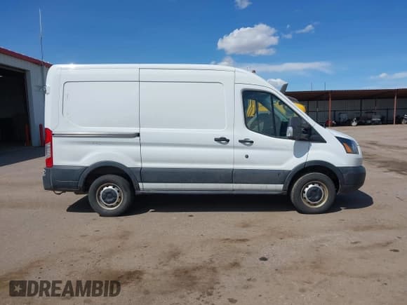 ✅ 2019 Ford Transit • VIN: 1FTYR1CM5KKA70355 • Lot: 41923944. Listed on IAAI with 158,426 mi. Free auction sales archive from the USA and detailed vehicle history report at DreamBid. Image 13.