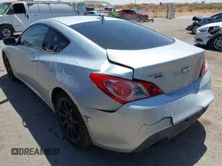✅ 2012 Hyundai Genesis Coupe Premium • VIN: KMHHT6KD9CU077844 • Lot: 41996656. Wystawiony na IAAI z przebiegiem 49 727 mil. Bezpłatny archiwum sprzedaży aukcyjnych z USA i szczegółowy raport historii pojazdu na DreamBid. Zdjęcie 3.