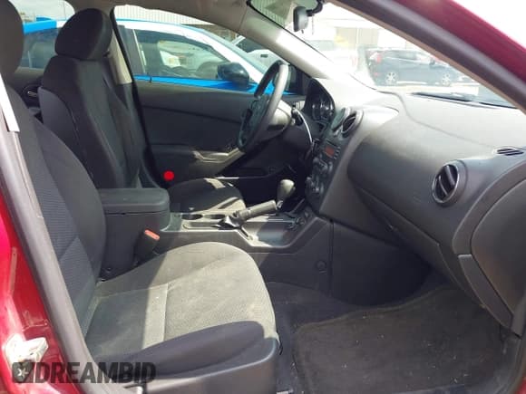 ✅ 2005 Pontiac G6 • VIN: 1G2ZG548754127123 • Lot: 42365596. Wystawiony na IAAI z przebiegiem 107 863 mil. Bezpłatny archiwum sprzedaży aukcyjnych z USA i szczegółowy raport historii pojazdu na DreamBid. Zdjęcie 5.