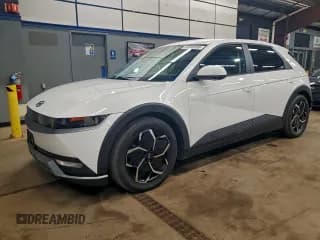 ✅ 2022 Hyundai Ioniq 5 SE • VIN: KM8KMDAF2NU086107 • Лот: 94908595. Опубликован ранее на Copart с пробегом 106 857 миль. Бесплатный доступ к архиву аукционных продаж из США и подробный отчёт об истории автомобиля на DreamBid. Изображение 1.
