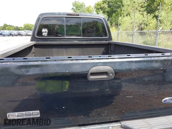 ✅ 2007 Ford F-250 XL • VIN: 1FTSW21P17EA80064 • Lot: 42965242. Listed on IAAI with 250,959 mi. Free auction sales archive from the USA and detailed vehicle history report at DreamBid. Image 6.