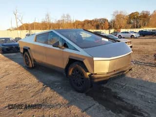 ✅ 2024 Tesla Cybertruck • VIN: 7G2CEHED7RA015449 • Лот: 40761545. Опубликован ранее на IAAI с пробегом 9 329 миль. Бесплатный доступ к архиву аукционных продаж из США и подробный отчёт об истории автомобиля на DreamBid. Изображение 1.