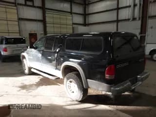 ✅ 2001 Dodge Dakota • VIN: 1B7GG2AX61S202929 • Lot: 41381068. Wystawiony na IAAI z przebiegiem 107 561 mil. Bezpłatny archiwum sprzedaży aukcyjnych z USA i szczegółowy raport historii pojazdu na DreamBid. Zdjęcie 3.