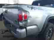 2022 Toyota Tacoma SR5 with VIN 3TMAZ5CN9NM186656, listed as a IAAI auction lot 43253480 with 25,540 mi miles and . Bid and sale history available at DreamBid. Image 20.