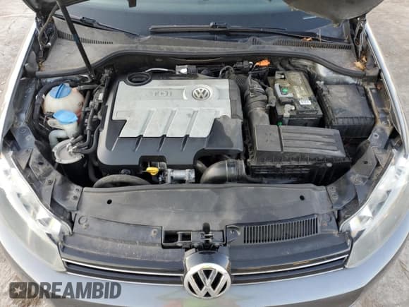 ✅ 2014 Volkswagen Jetta TDI • VIN: 3VWML7AJXEM613690 • Lot: 86479575. Wystawiony na Copart z przebiegiem 100 438 mil. Bezpłatny archiwum sprzedaży aukcyjnych z USA i szczegółowy raport historii pojazdu na DreamBid. Zdjęcie 11.